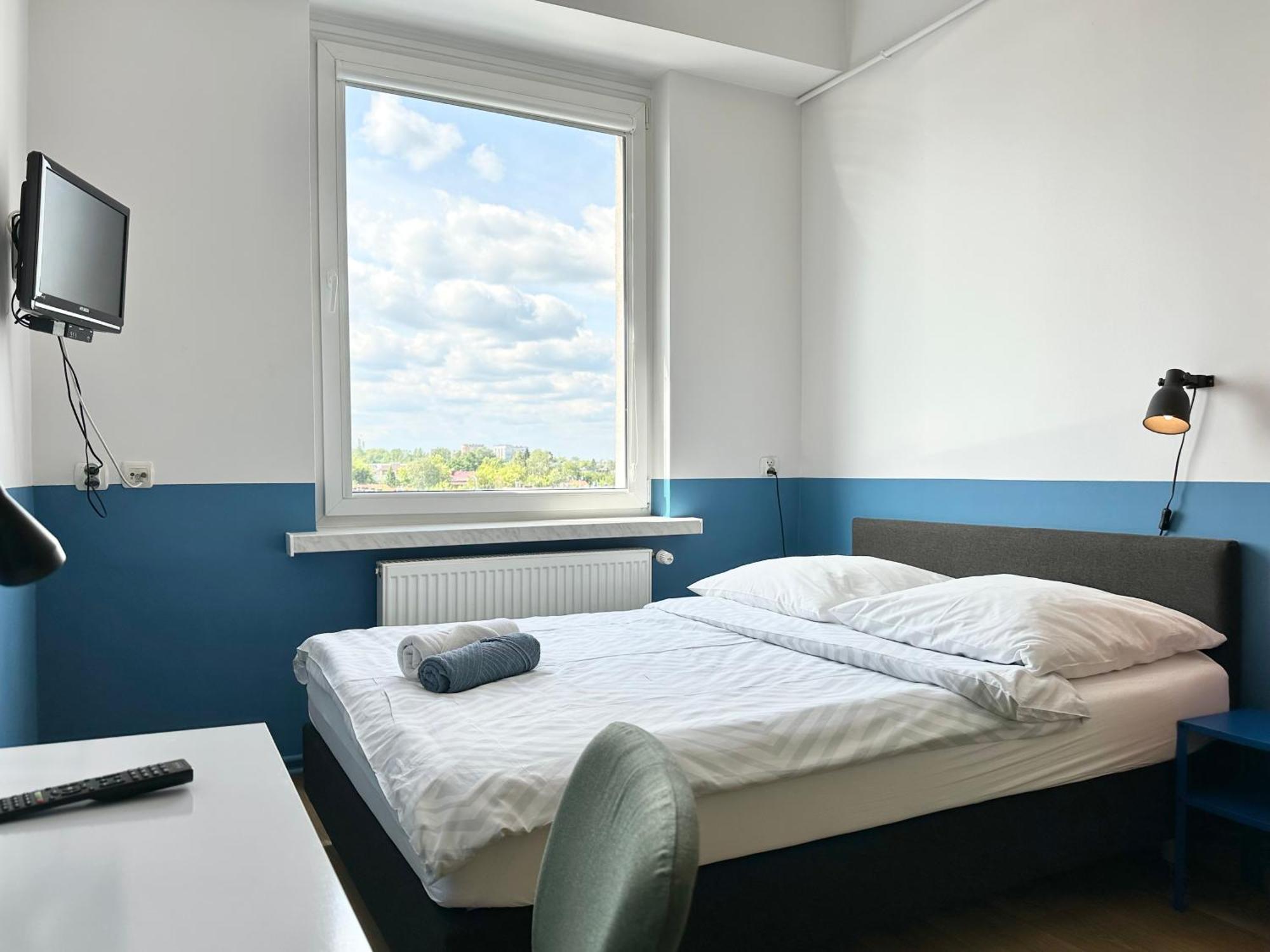 Premium Hostel & Bistro - Hostelpremium Pl Мелец Экстерьер фото