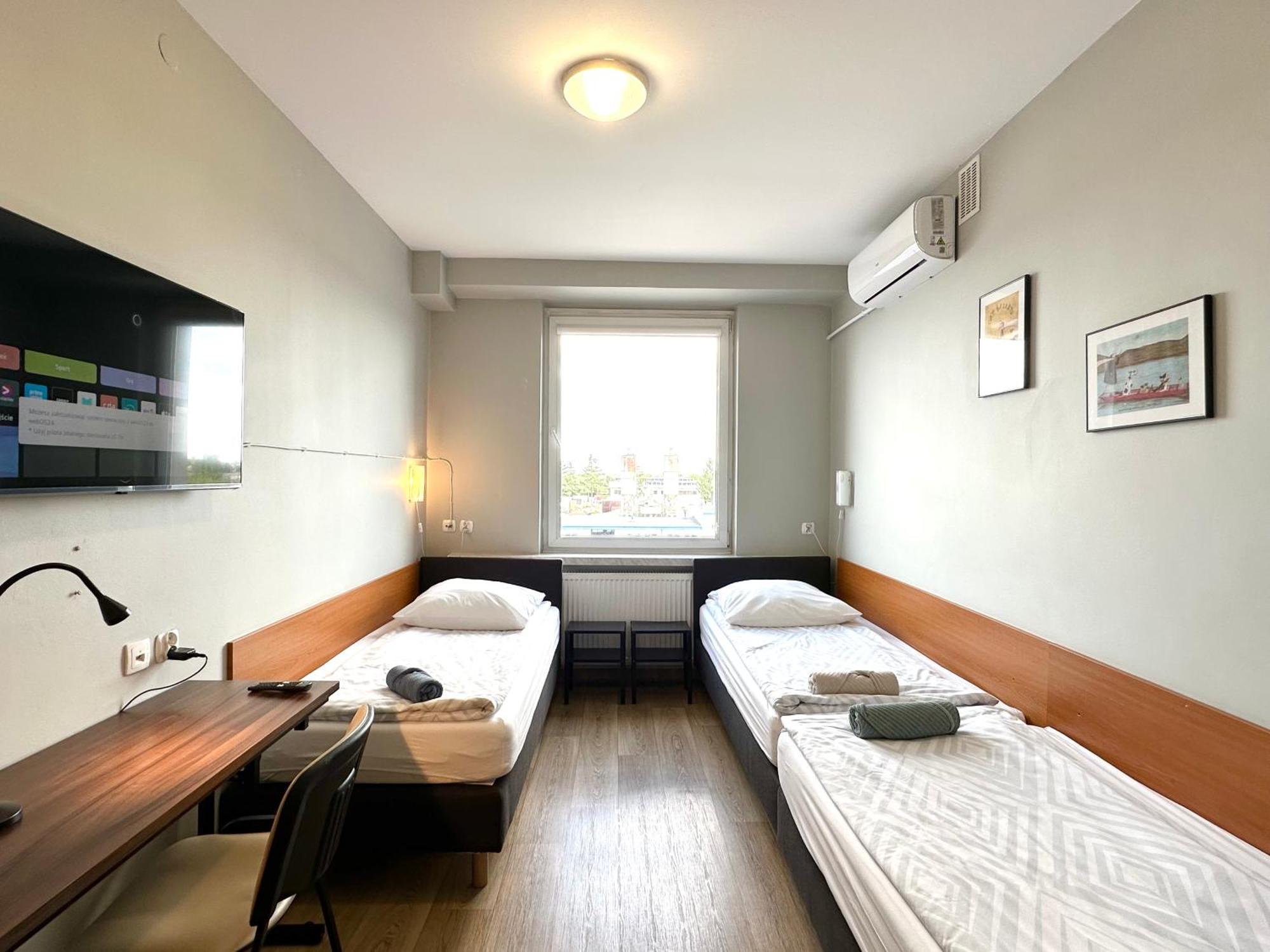 Premium Hostel & Bistro - Hostelpremium Pl Мелец Экстерьер фото